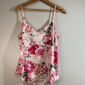 White House Black Market Cottagecore Satin Feminine Floral V neck cami sz 8
